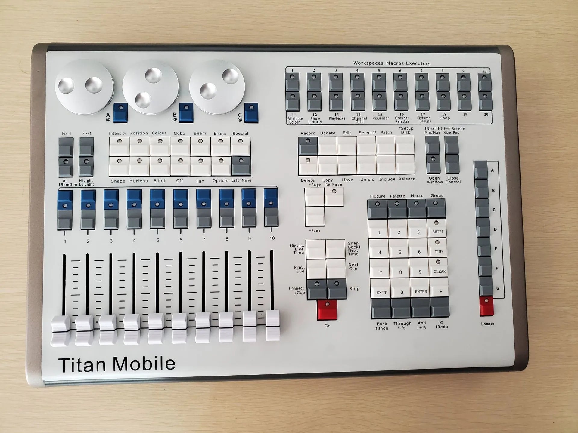 Titan Mobile Controller DMX512 With Tiger Touch Software Dongle DMX Interface - Ampere Galaxy