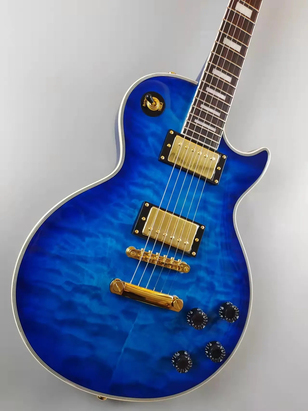 Standard electric guitar, blue flower, gold accessory, available, including shipping - Ampere Galaxy